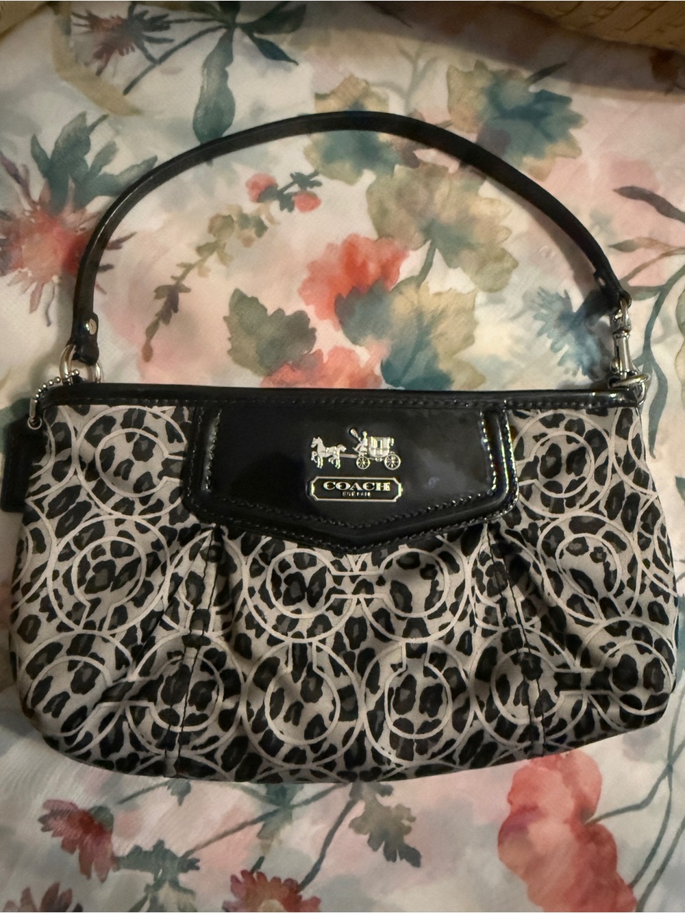 Coach Madison Ocelot Print Wristlet and Keychain ID Holder / Coin case preowned - Picture 6 of 16